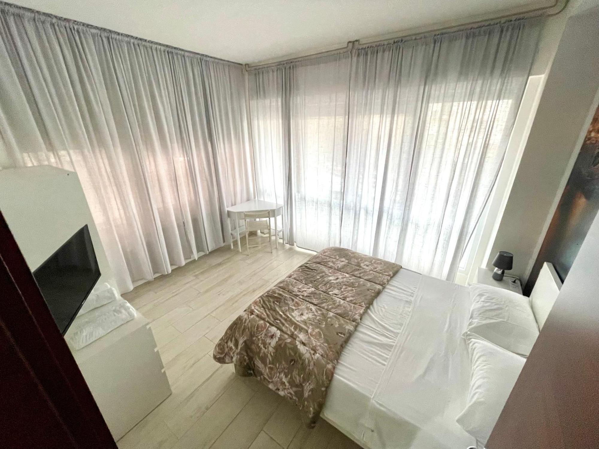 Bilocale Con Posto Auto La Chicca Del Golfo Apartamento La Spezia Exterior foto